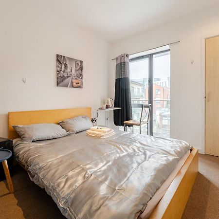 Room In Cardiff City Center - Swiftstay Exteriör bild